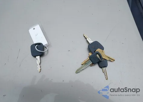 2002 Mercury Grand Marquis Gs z USA, uszkodzony, nr VIN 2MEFM74W92X635064